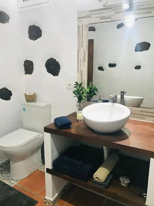 Coqueto Apartamento En El Cuchillo Tinajo 0*,